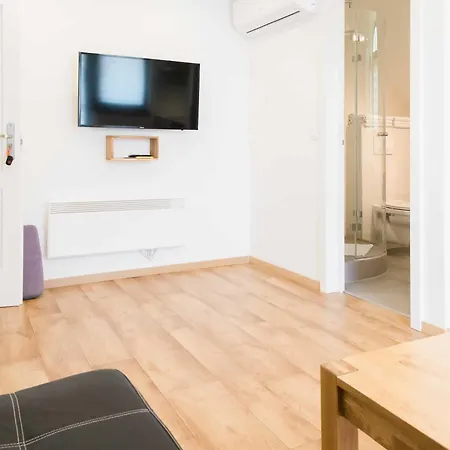 Diofa Aparthotel *