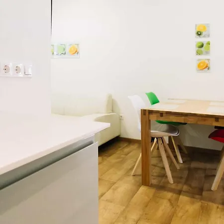 アパートホテル Diofa ケストヘイ